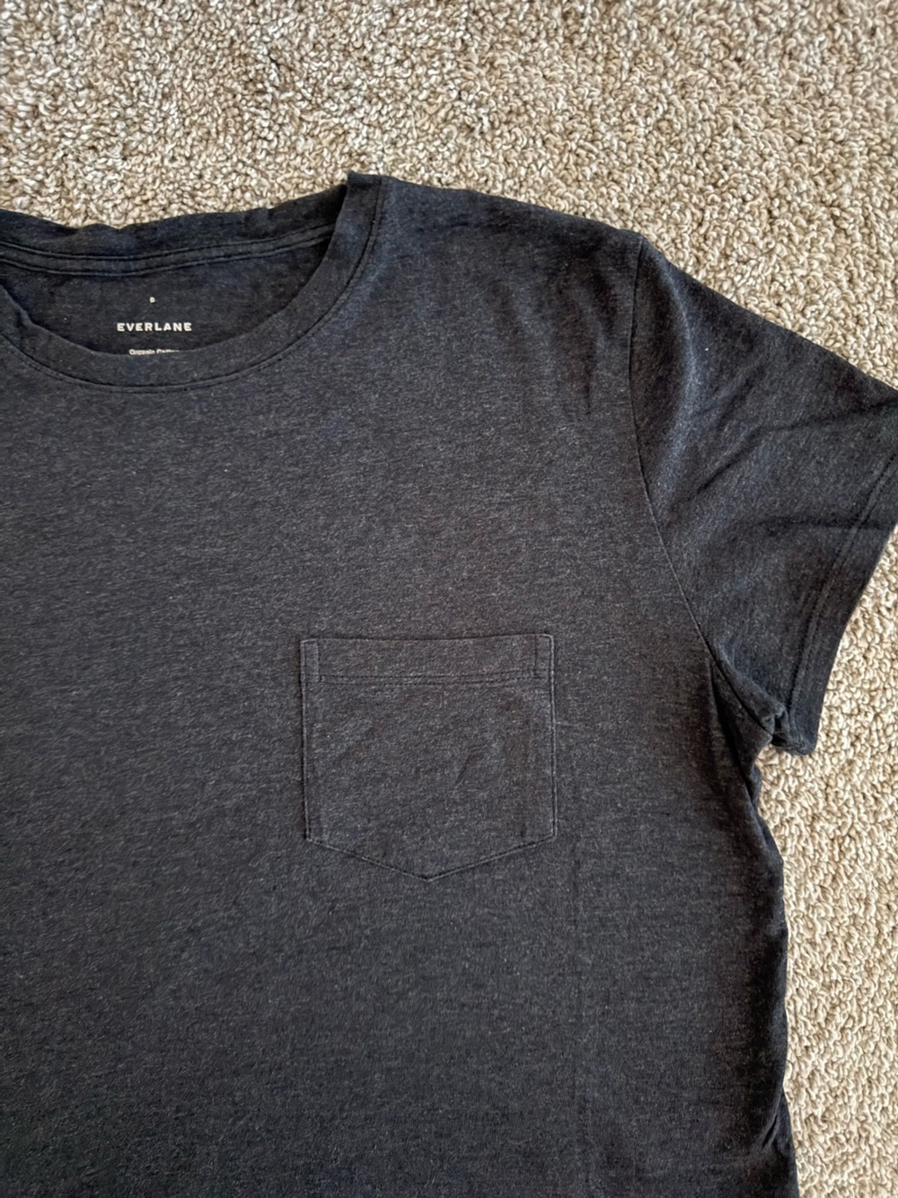 Everlane Dark Heather Grey Crewneck Pocket T‑Shirt